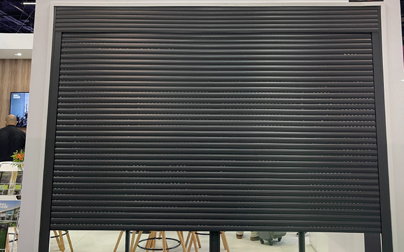 Persiana Integrada - Portas - Roll Door Company